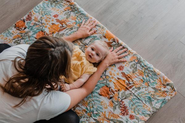 Sacred pregnancy, birth and postpartum offerings for the free-spirited woman.